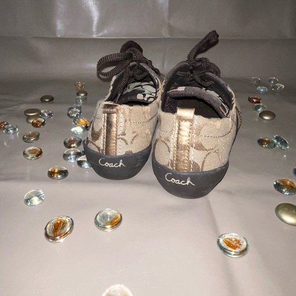 COACH SHOES - Picture 4 of 7